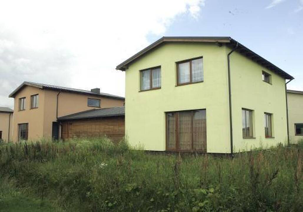 Našlaičių globėjui pareikšti įtarimai