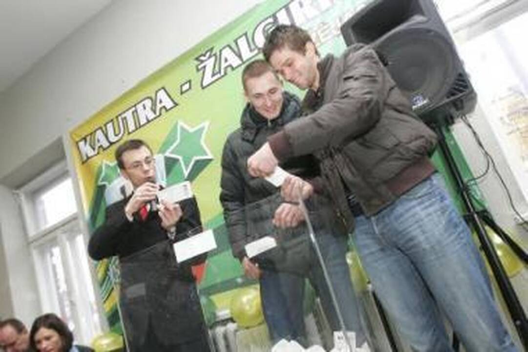 Žalgiriečiai tapo loterijos vedėjais