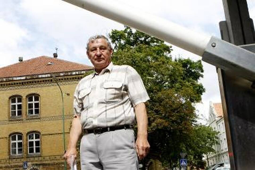 Paradoksas: A.Aleksejūno byloje teismas niekaip negali surasti buvusio darbdavio.