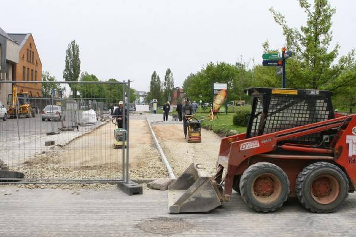 Pasirinkimas: Danės krantinės puošmena tapęs Karlskronos skveras naikinamas dėl papildomų automobilių stovėjimo vietų.