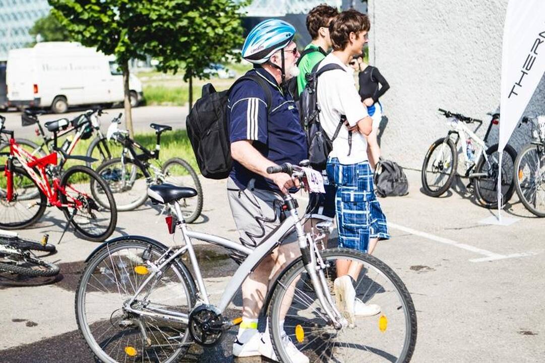 Kaune startavo atgimęs istorinis dviračių maratonas