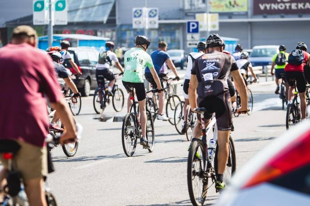 Kaune startavo atgimęs istorinis dviračių maratonas