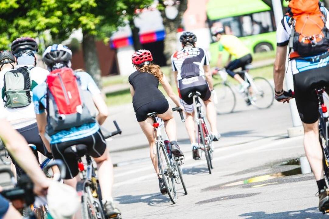 Kaune startavo atgimęs istorinis dviračių maratonas