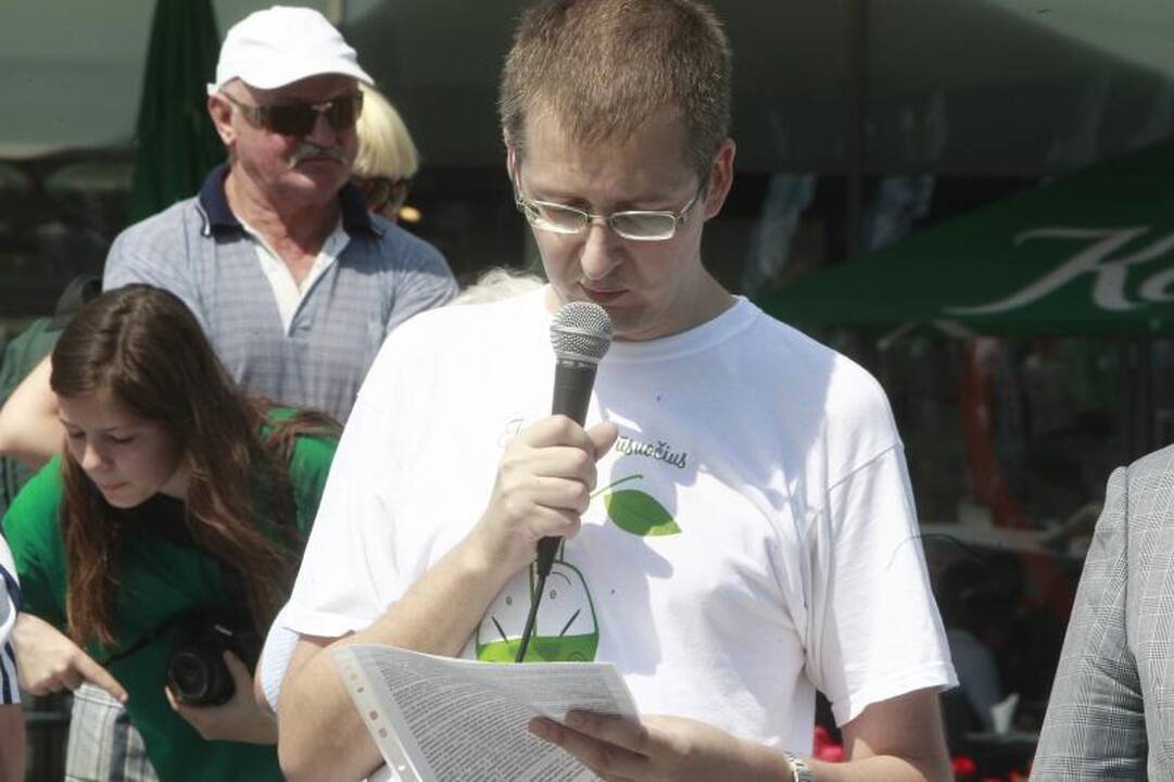 R. Šimašius mitinge: visiškai nesiklausoma žmonių nuomonės