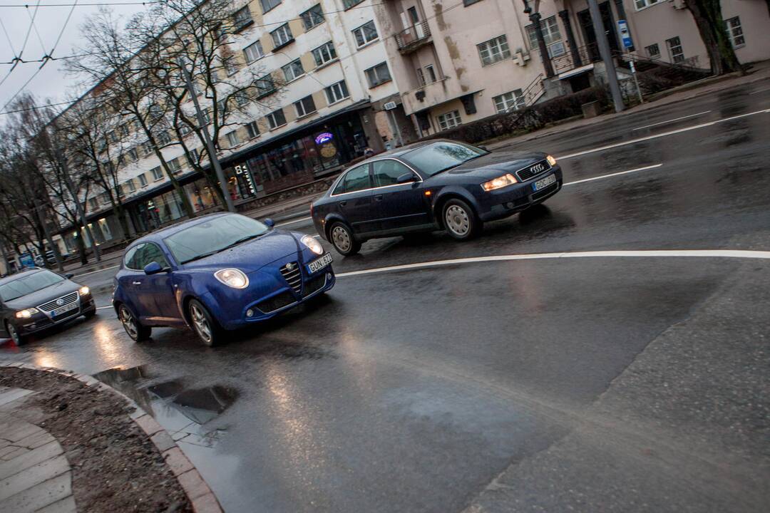 Policijos reidas Laisvės al. ir Vytauto pr. sankryžoje