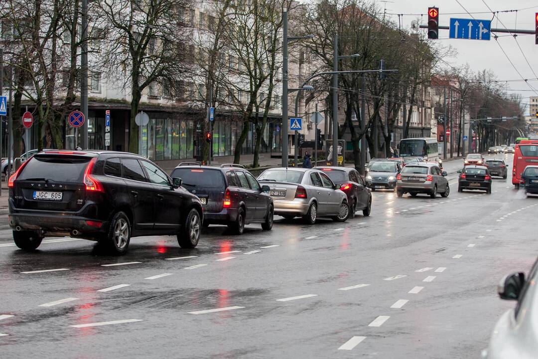 Policijos reidas Laisvės al. ir Vytauto pr. sankryžoje