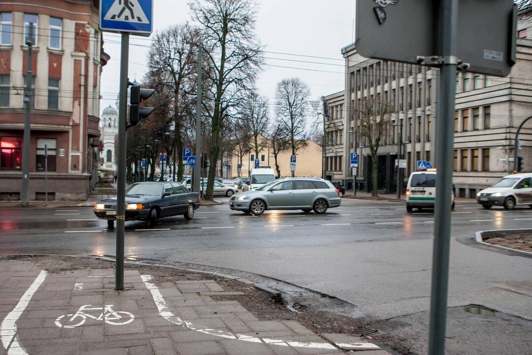 Policijos reidas Laisvės al. ir Vytauto pr. sankryžoje