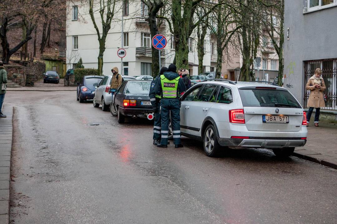 Policijos reidas Laisvės al. ir Vytauto pr. sankryžoje