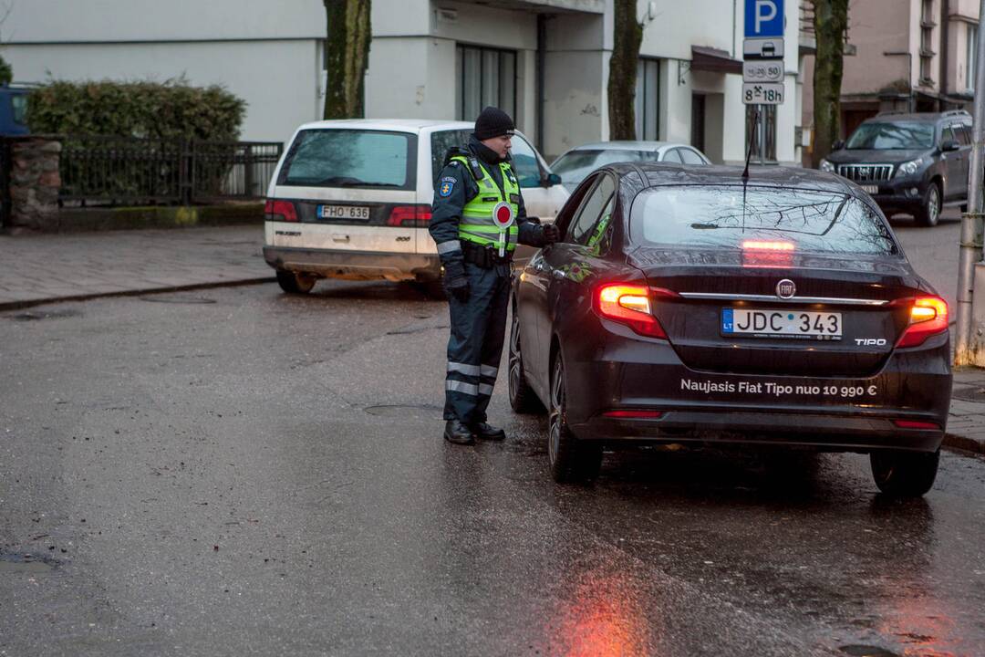 Policijos reidas Laisvės al. ir Vytauto pr. sankryžoje