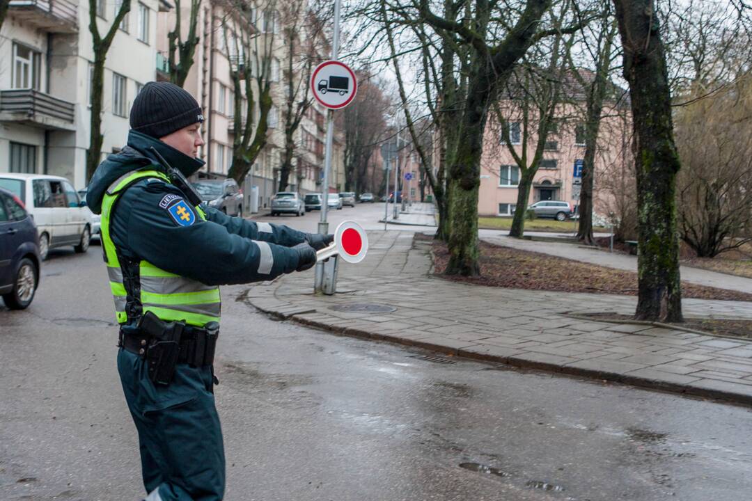 Policijos reidas Laisvės al. ir Vytauto pr. sankryžoje