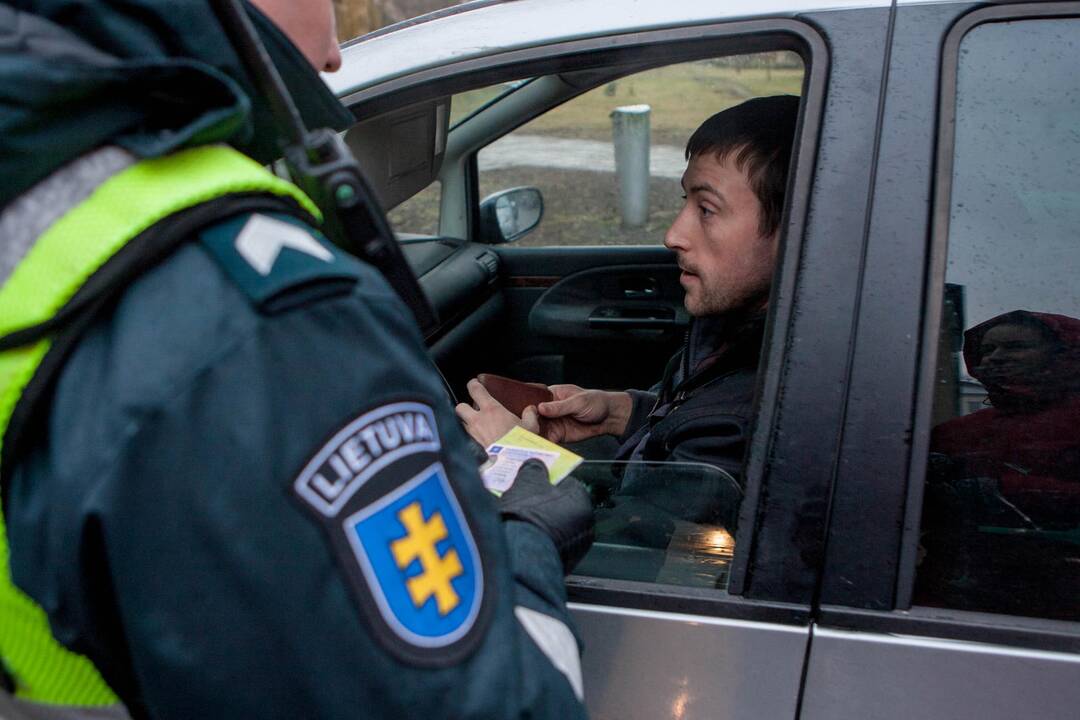 Policijos reidas Laisvės al. ir Vytauto pr. sankryžoje