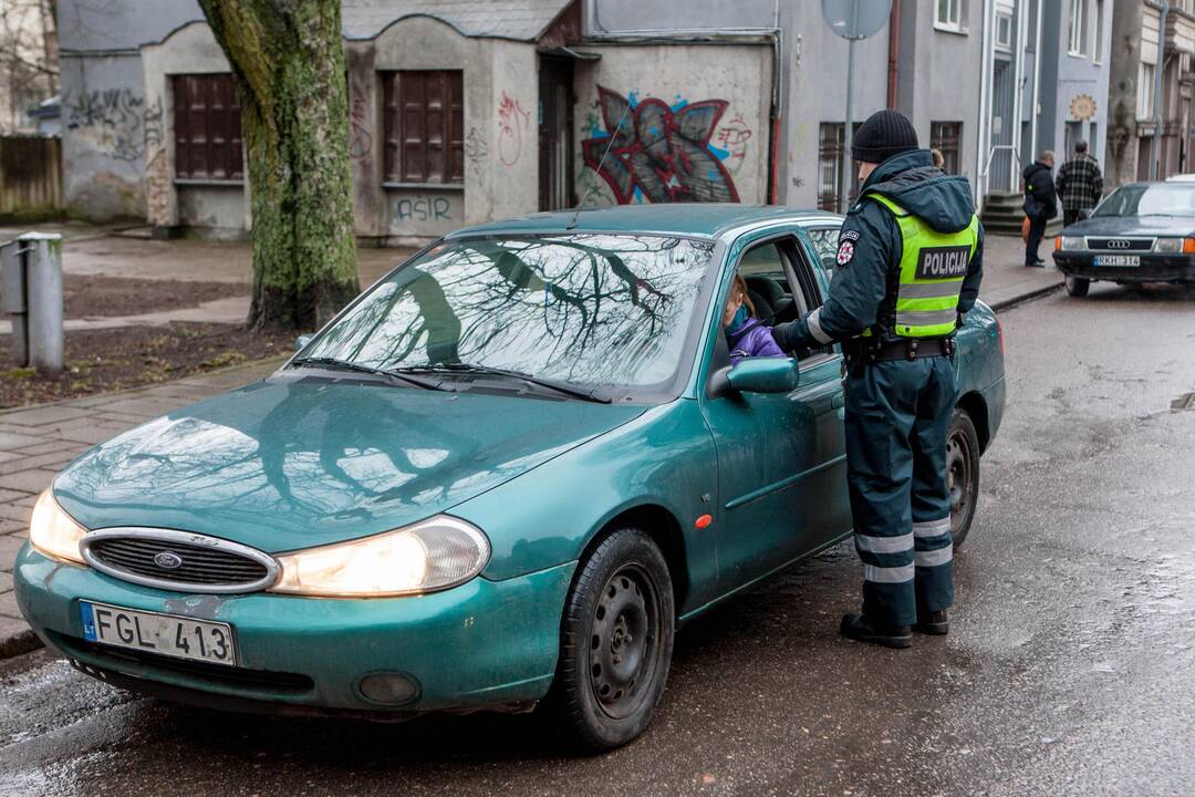 Policijos reidas Laisvės al. ir Vytauto pr. sankryžoje