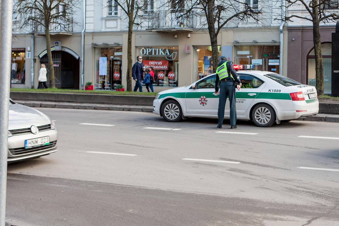 Avarija šv. Gertrūdos g. ir Savanorių pr. sankryžoje