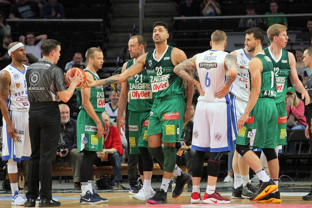 LKL pusfinalis: „Žalgiris“ – „Neptūnas“ 83:54