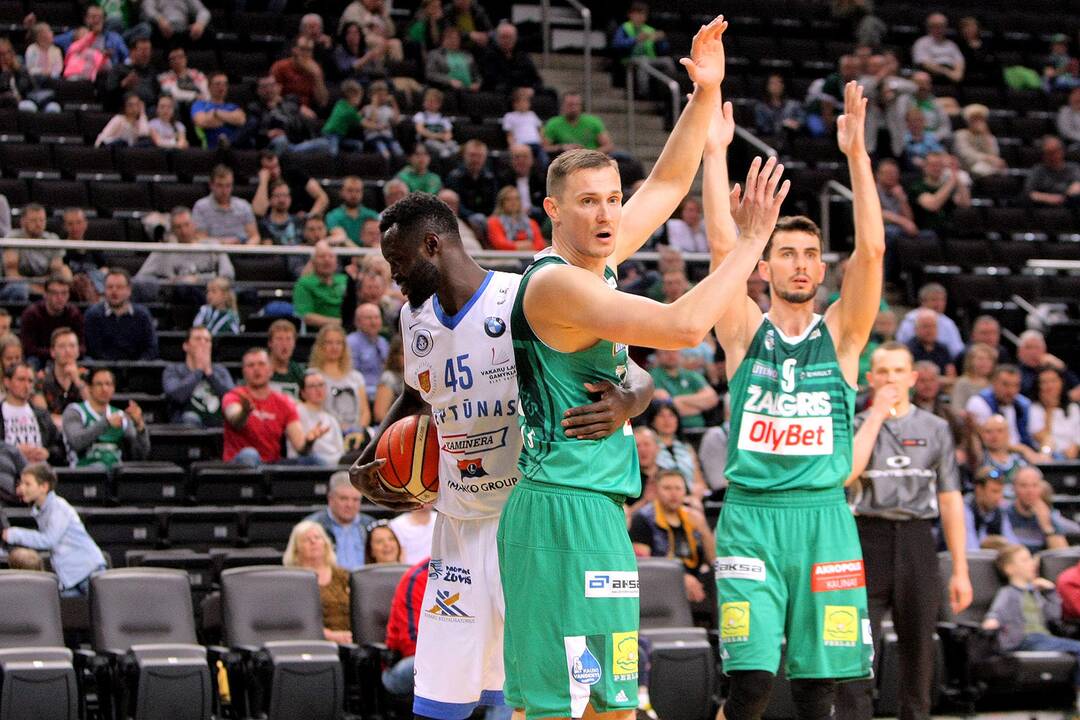 LKL pusfinalis: „Žalgiris“ – „Neptūnas“ 83:54