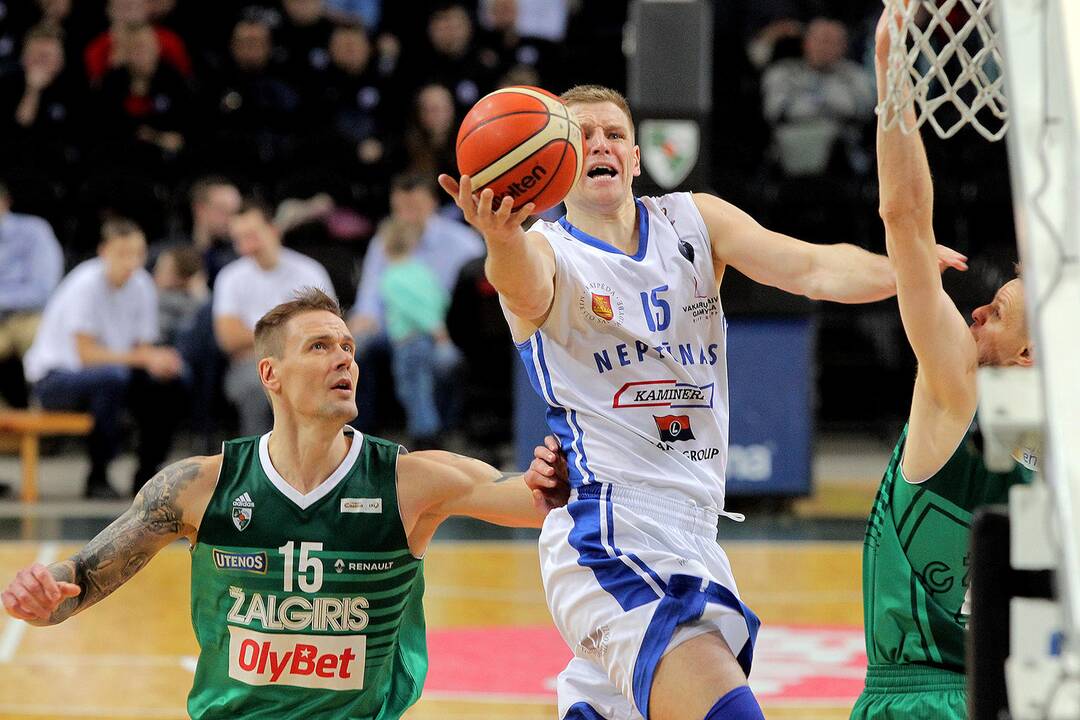 KMT: „Žalgiris“ – „Neptūnas“ 81:58
