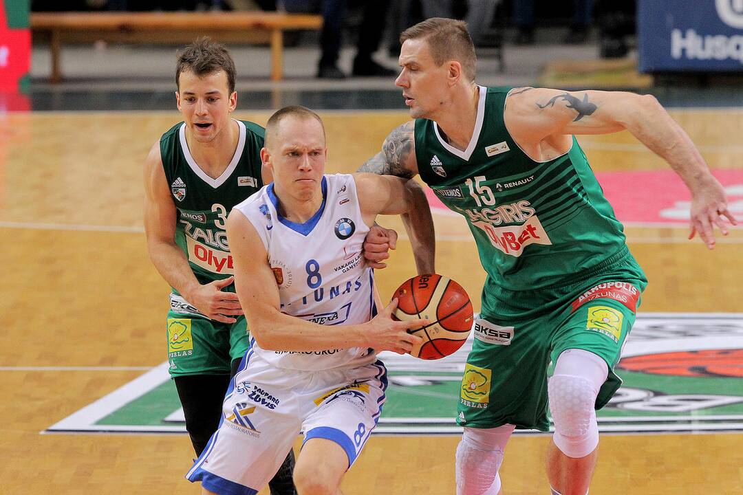 KMT: „Žalgiris“ – „Neptūnas“ 81:58