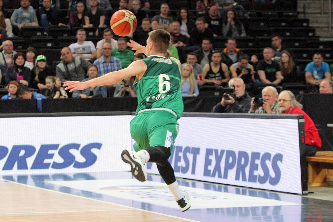 LKL pusfinalis: „Žalgiris“ – „Neptūnas“ 83:54