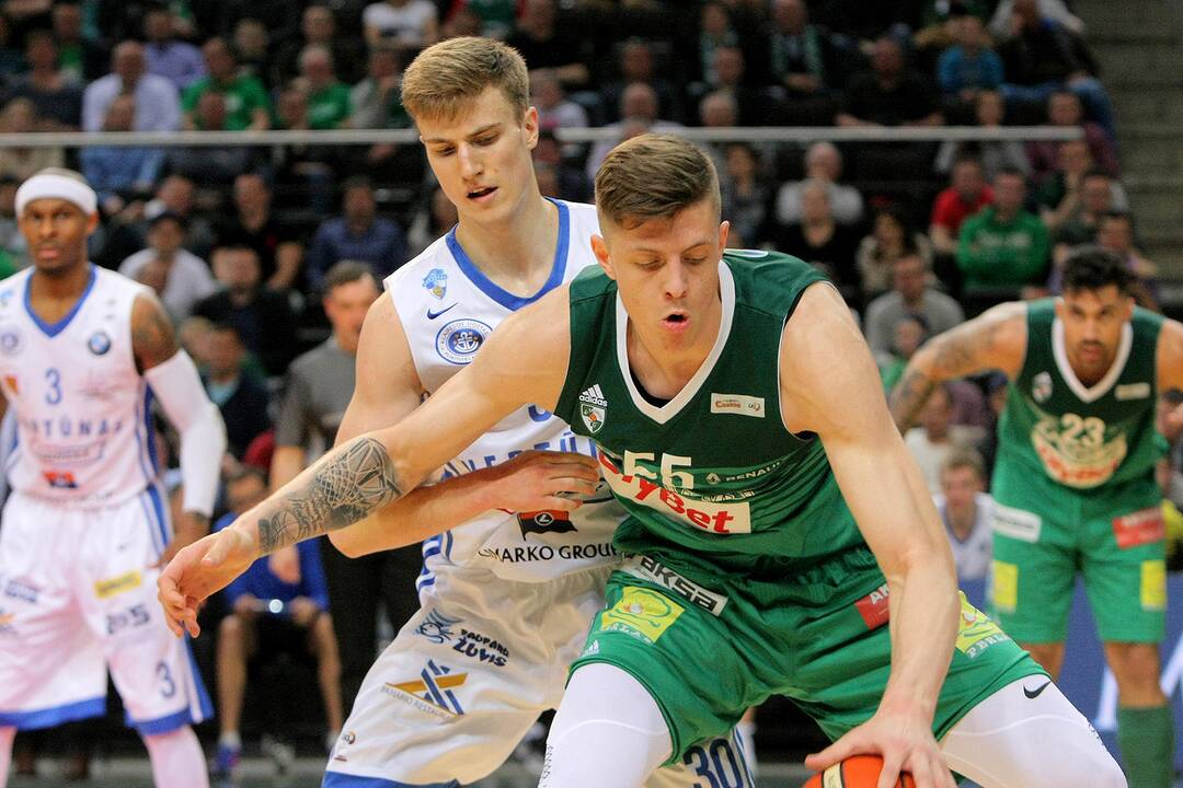 LKL pusfinalis: „Žalgiris“ – „Neptūnas“ 83:54