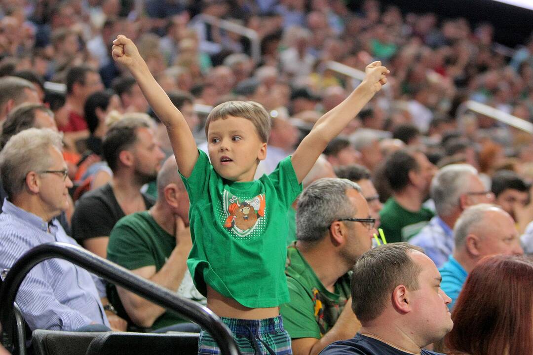 LKL finalas: „Žalgiris“ – „Lietkabelis“ 73:68