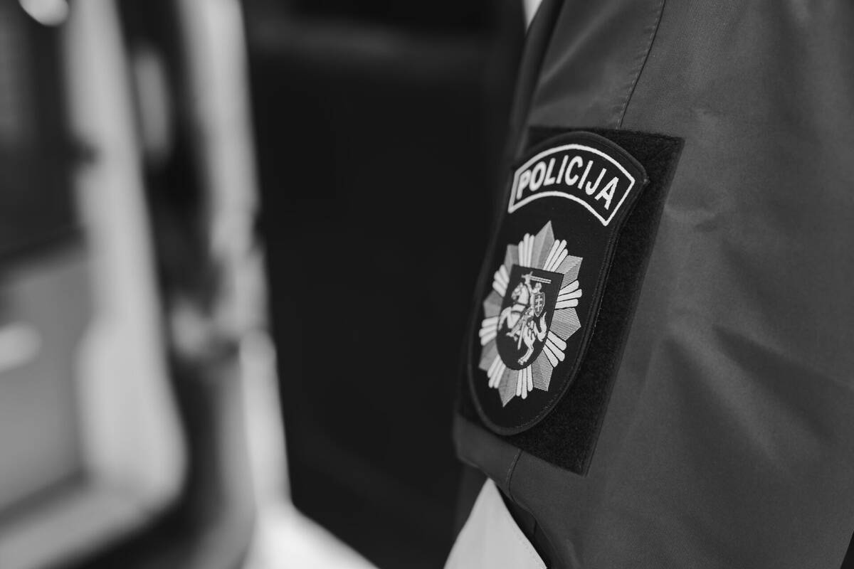 Policija