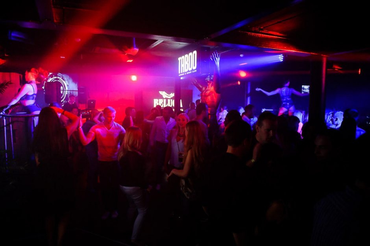 Naktinės linksmybės klube „Taboo“