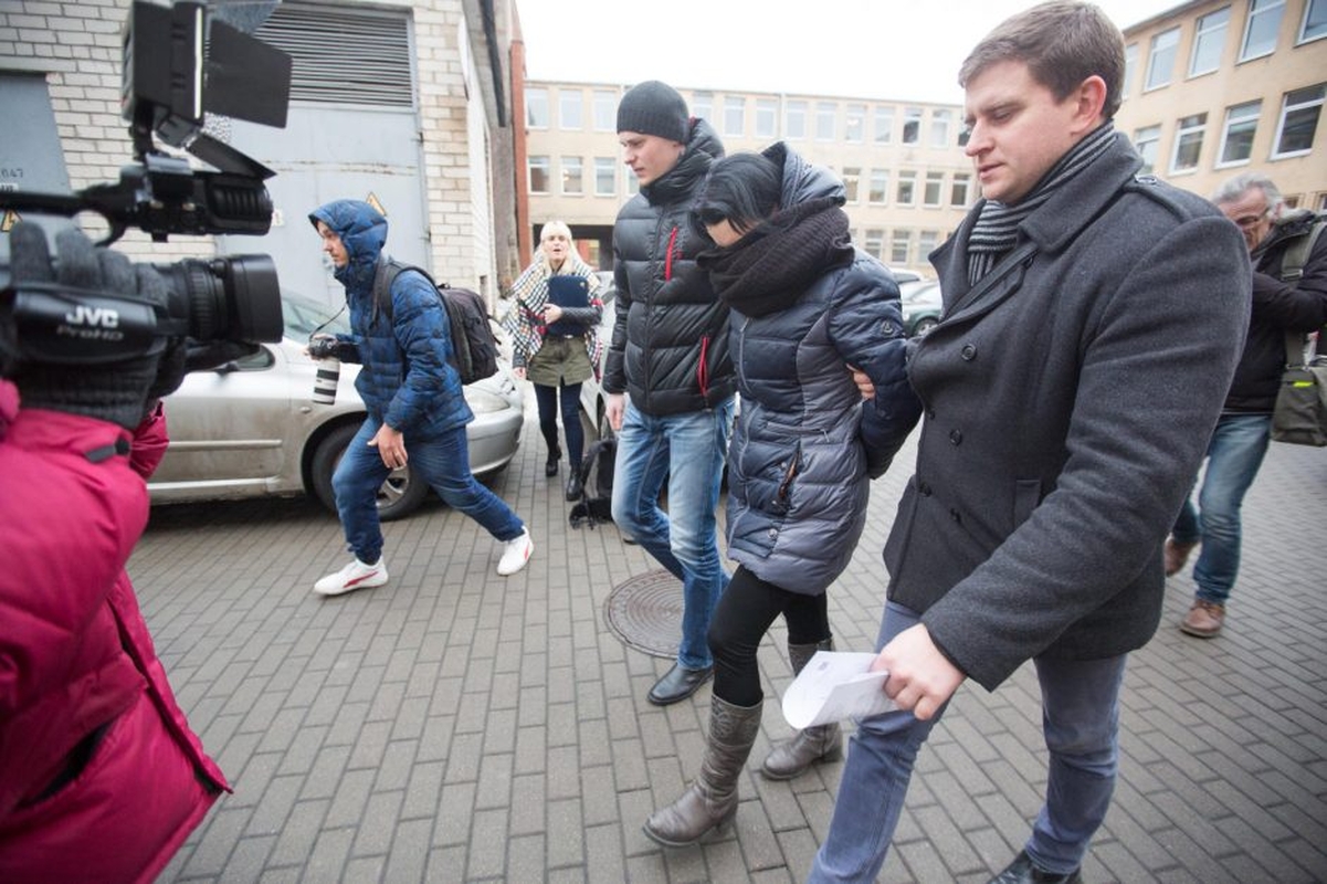 Į teismą atvesti vaiką nužudę įtariamieji