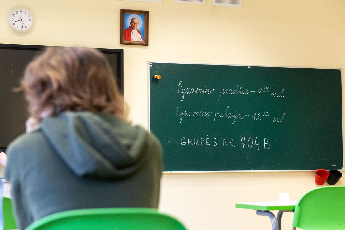 Žiniasklaida: ministerija siūlys rengti papildomą matematikos egzaminą