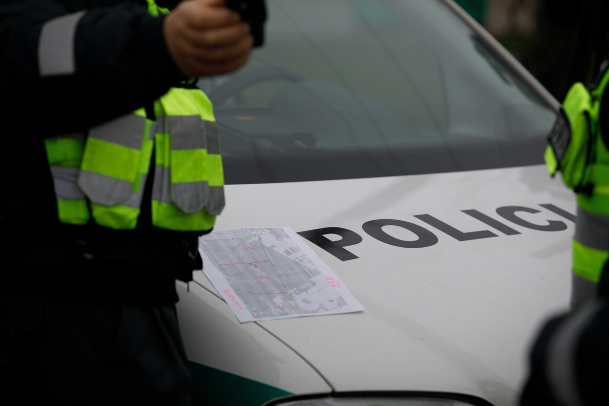 Policija ieško Mažeikiuose dingusios paauglės: išėjusi iš namų taip ir negrįžo