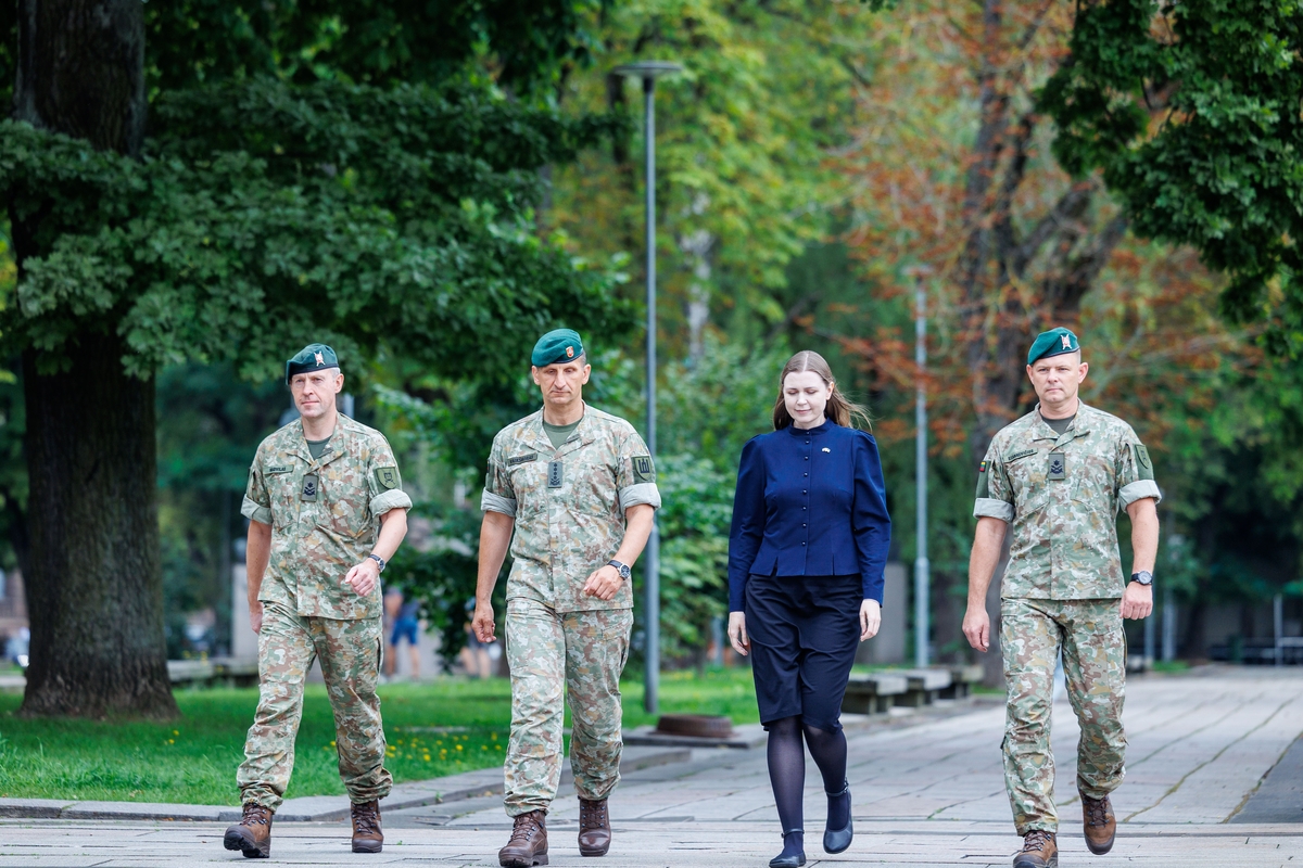 Sausumos pajėgų vado pasikeitimo ceremonija Kaune 