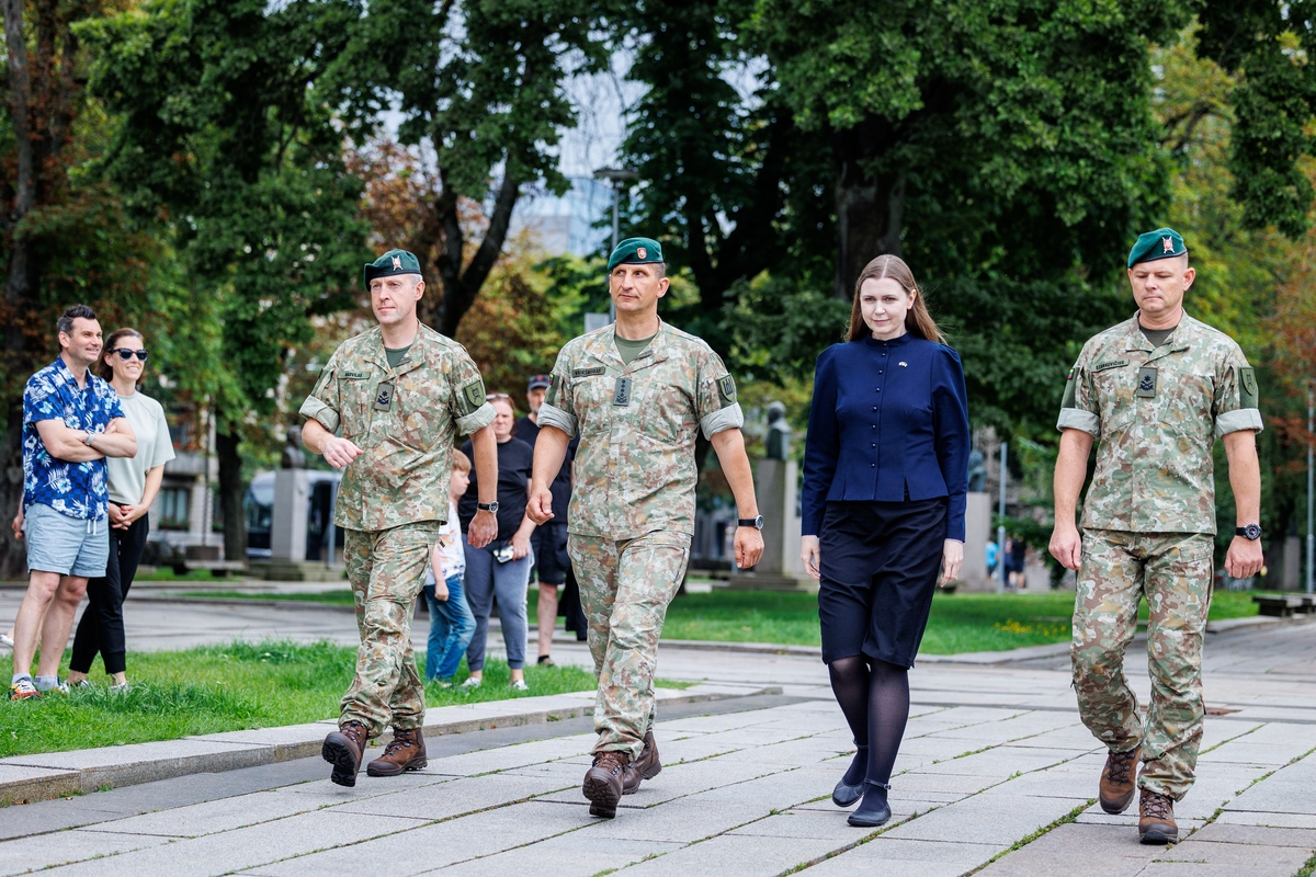 Sausumos pajėgų vado pasikeitimo ceremonija Kaune 