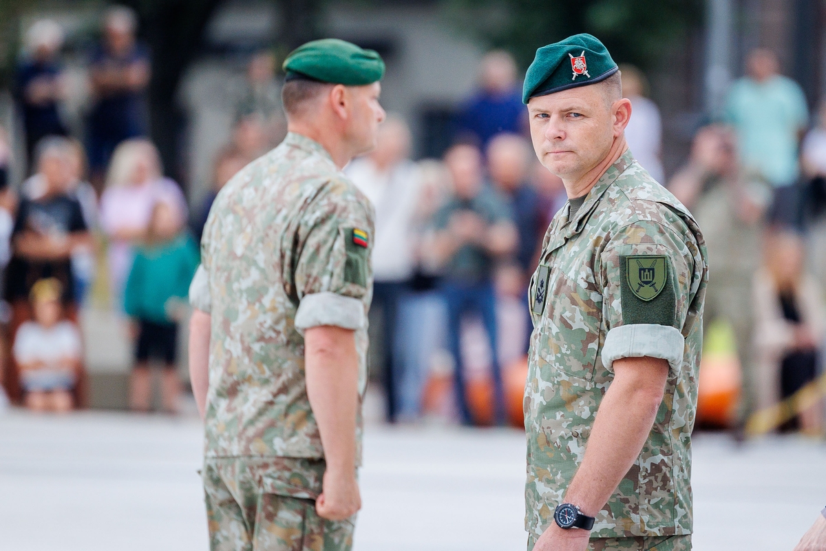 Sausumos pajėgų vado pasikeitimo ceremonija Kaune 