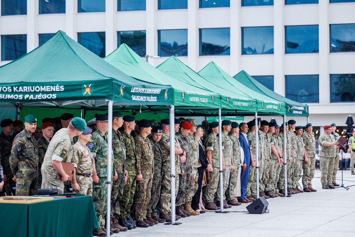 Sausumos pajėgų vado pasikeitimo ceremonija Kaune 
