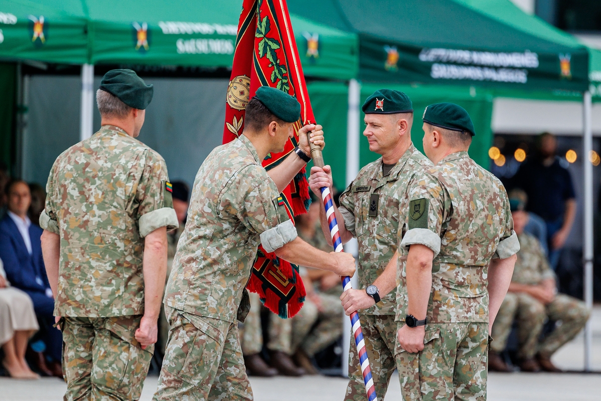 Sausumos pajėgų vado pasikeitimo ceremonija Kaune 