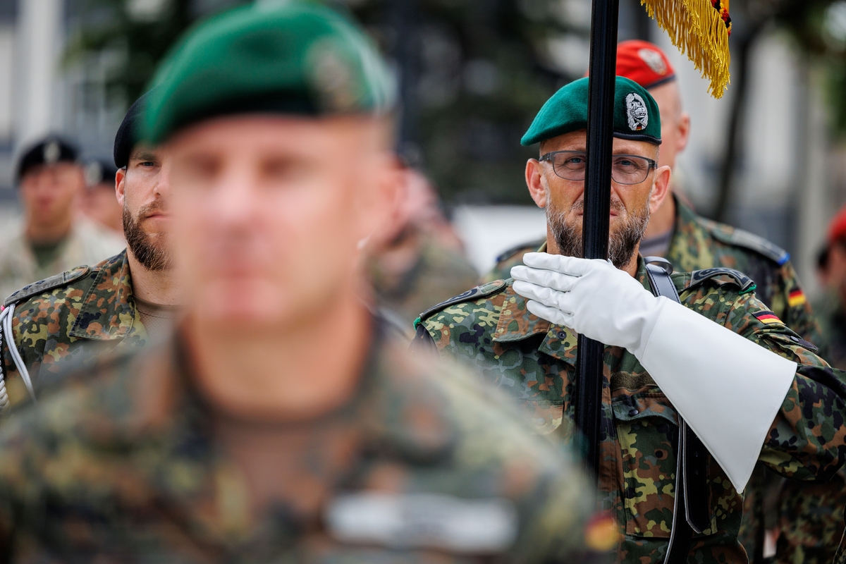 Sausumos pajėgų vado pasikeitimo ceremonija Kaune 
