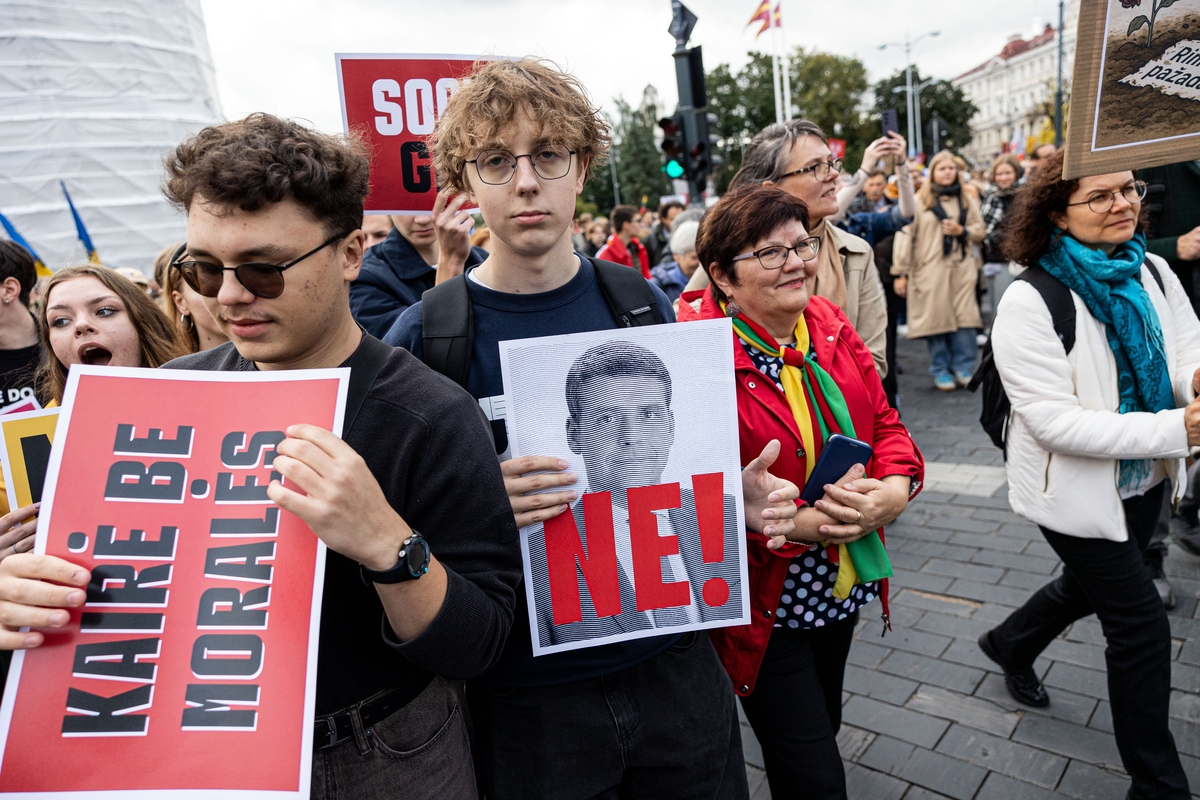 Protesto „Gėdos diena“ eisena