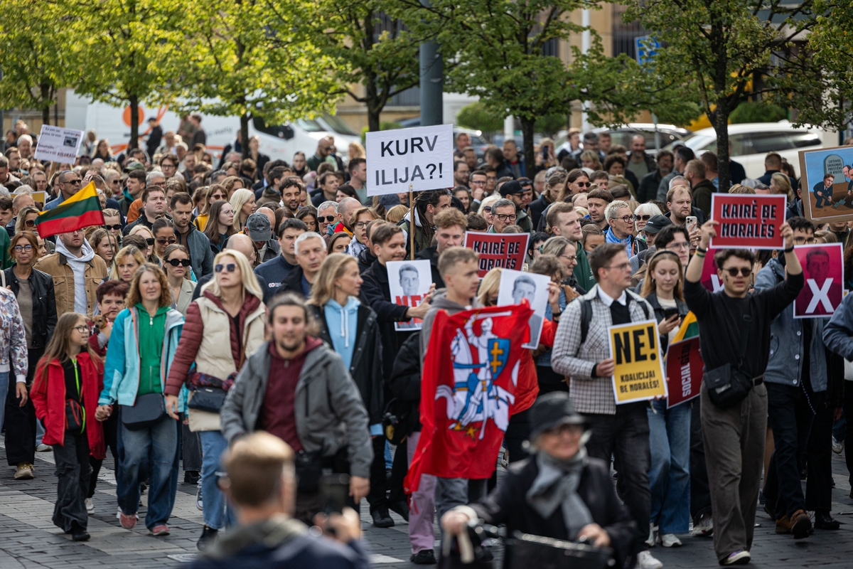 Protesto „Gėdos diena“ eisena