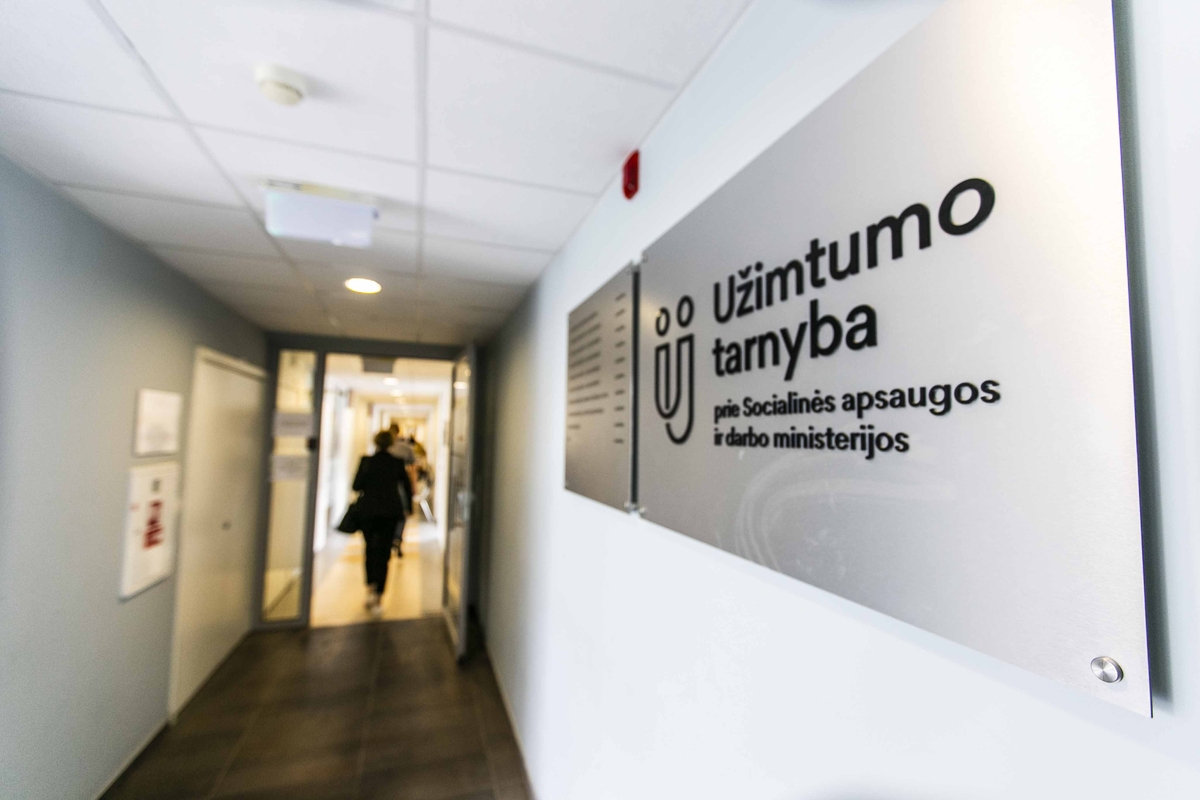 Užimtumo tarnyba: Lietuvos darbo rinkoje numatomi teigiami pokyčiai