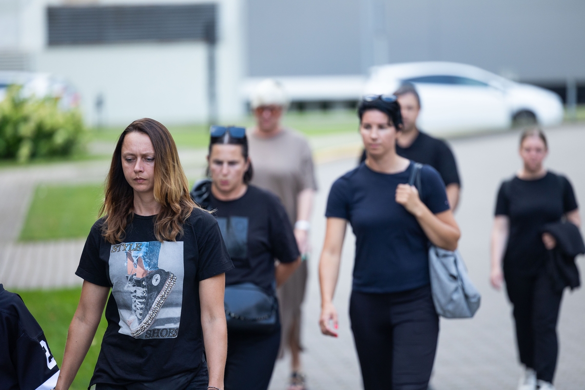 Atsisveikinimas su ledo ritulio legenda Mindaugu Kieru 