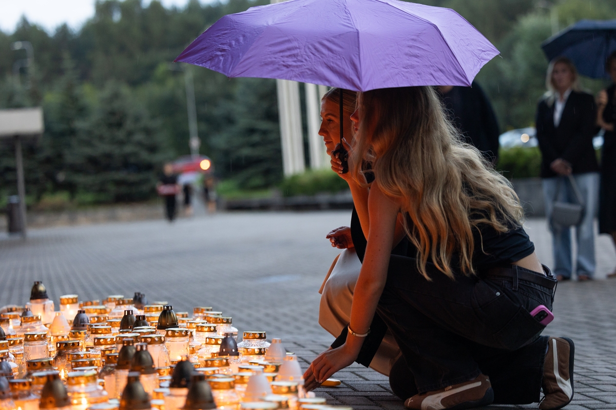 Atsisveikinimas su ledo ritulio legenda Mindaugu Kieru 
