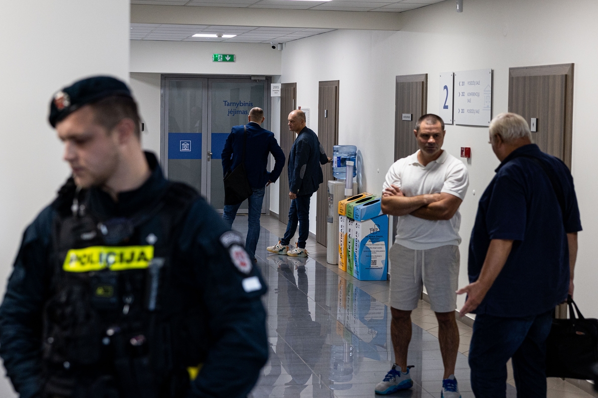 Nuosprendžio paskelbimas riaušių prie Seimo byloje