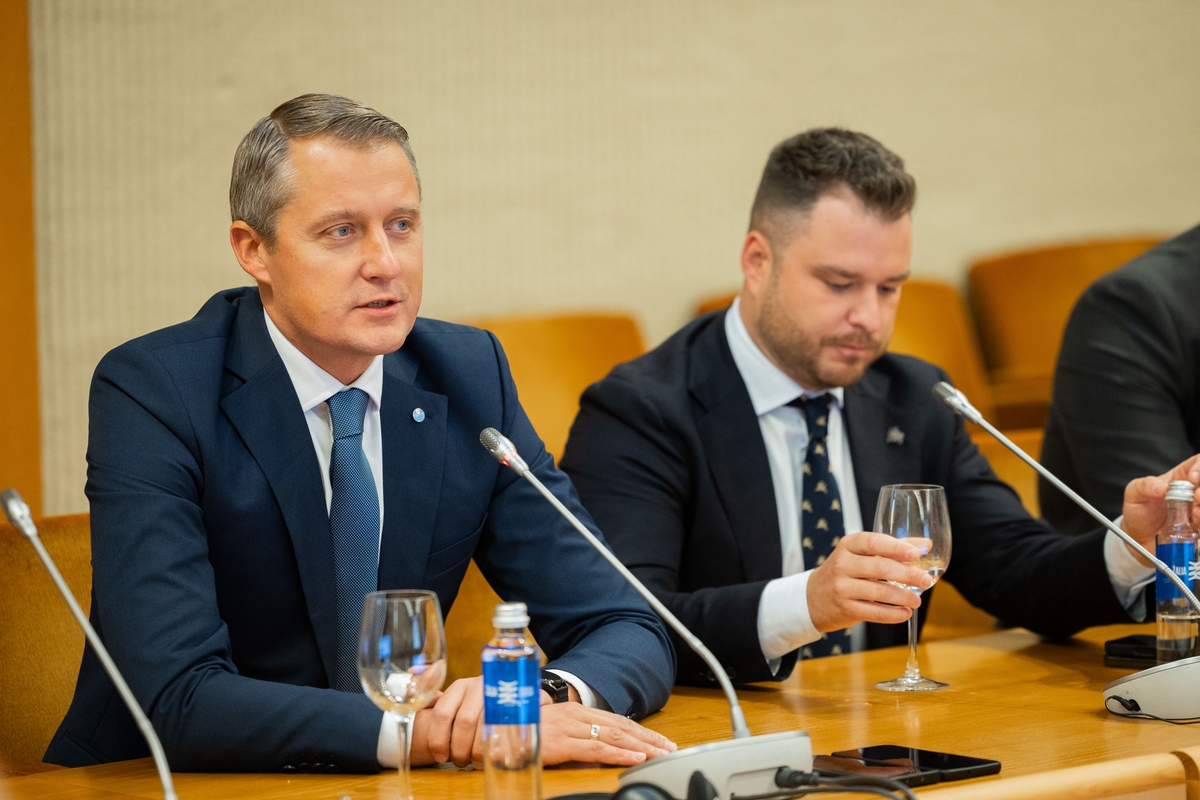 Žygimantas Vaičiūnas (kairėje)