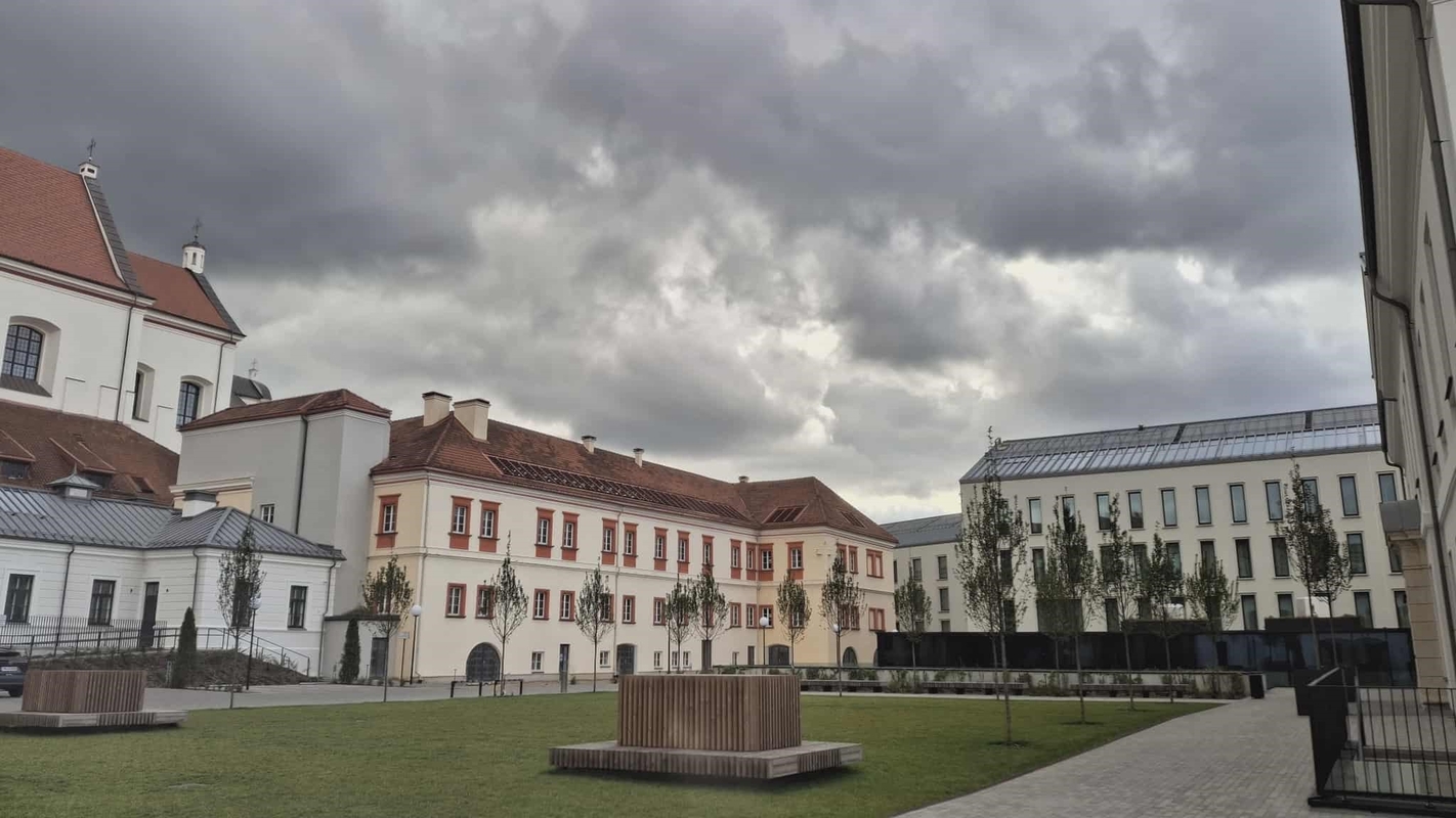 Atgimė Vilniaus Šv. Jokūbo ligoninės pastatų kompleksas