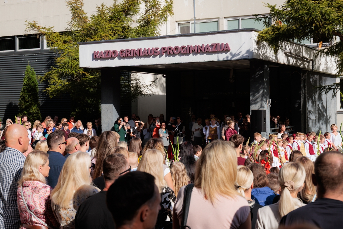 Rugsėjo 1-oji Kauno Kazio Griniaus progimnazijoje