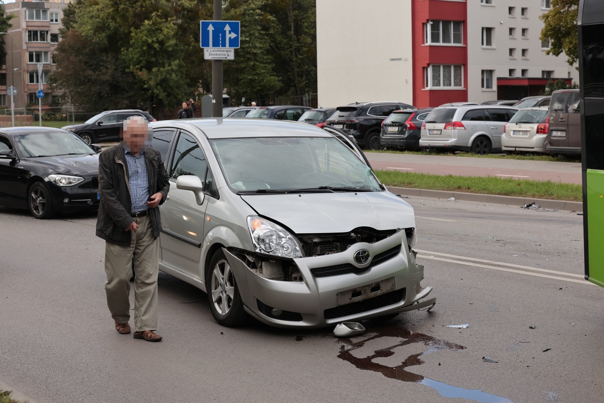 P. Lukšio g. – smarki avarija