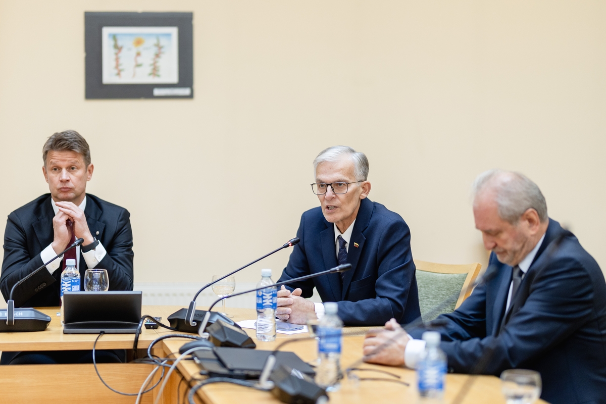 Susitikimas su kandidatais į Konstitucinio Teismo teisėjus