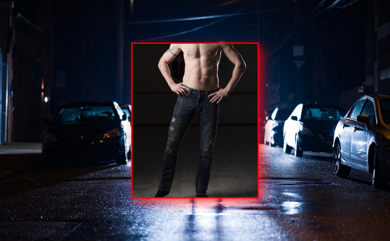 Apsvaigęs vyras apgadino 3 automobilius, išsirengė nuogai ir viešai tenkino lytinę aistrą