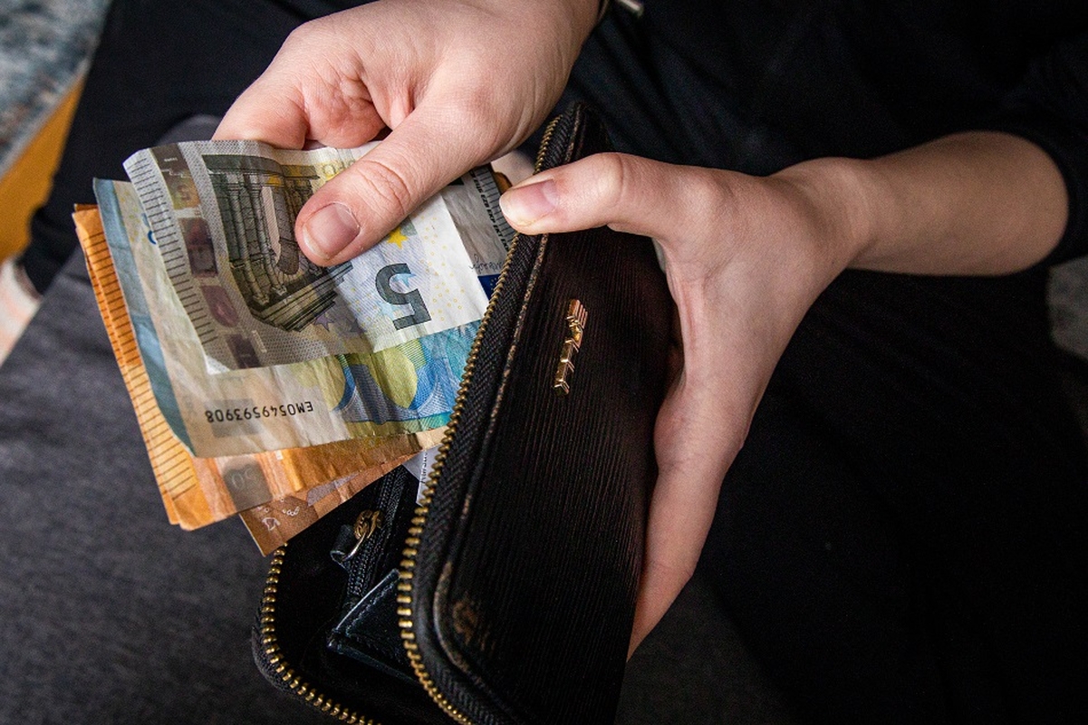 Apklausa atskleidė, koks atlyginimas lietuviams leistų jaustis finansiškai saugiems