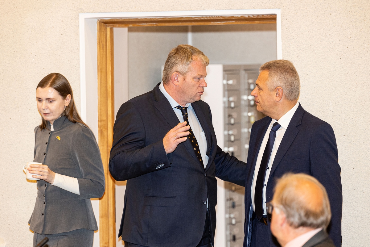 Naujosios sudėties Vyriausybė susirinko į pirmąjį posėdį