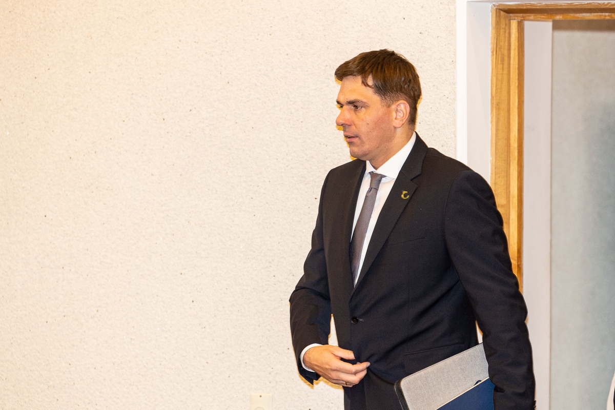 Naujosios sudėties Vyriausybė susirinko į pirmąjį posėdį